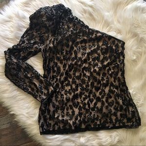 EXPRESS leopard 🐆 sequin top one shoulder